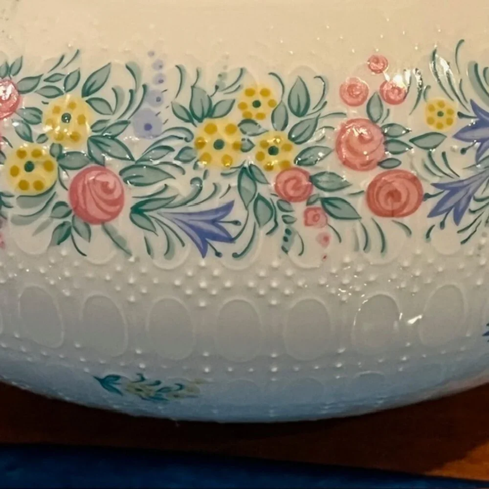 Rosenthal Bjorn Wiinblad Romance Garland Round Covered Casserole Dish